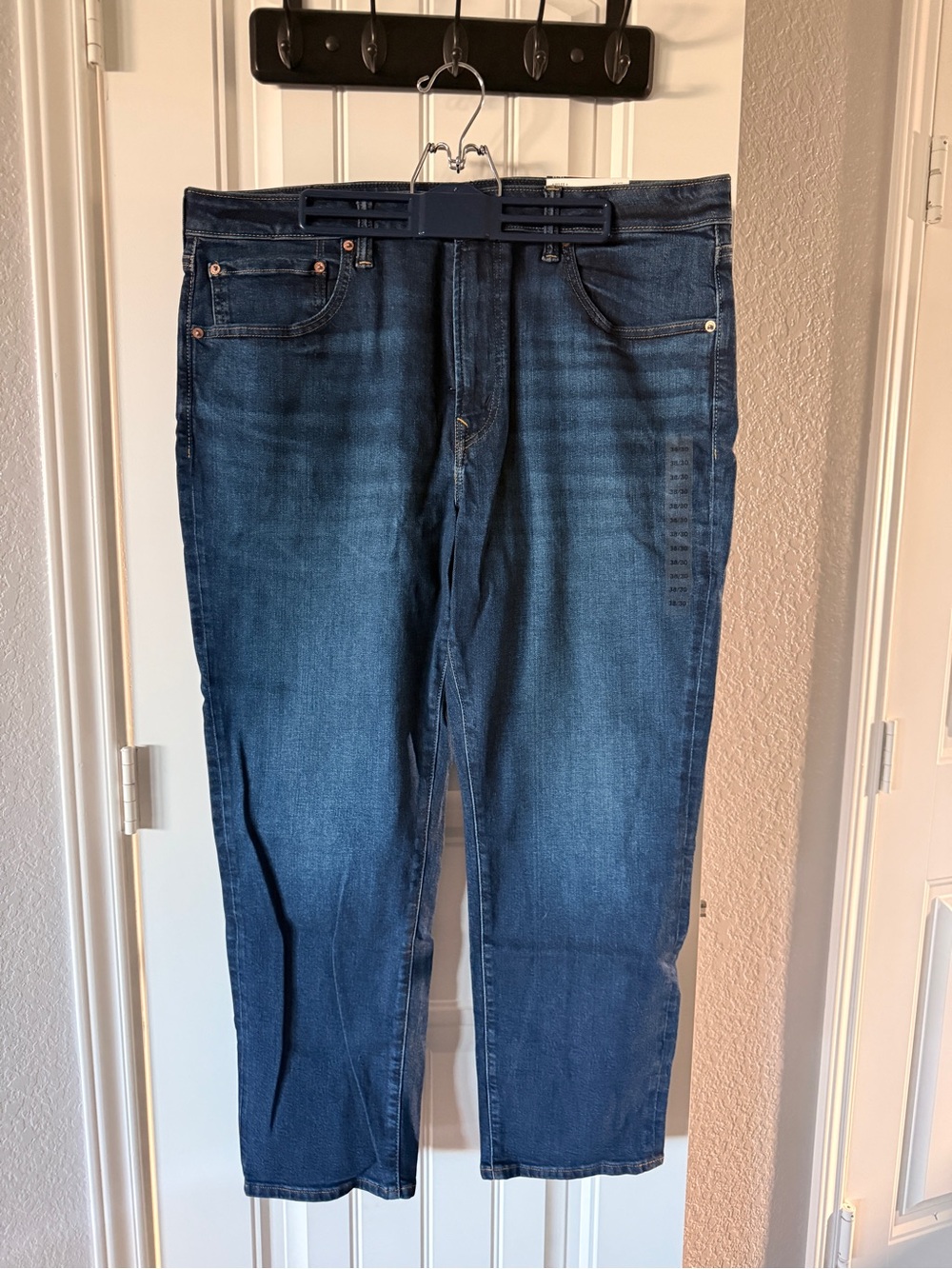 American Eagle Outfitters Men’s Airflex+ Athletic Straight Jeans in Rustic Blue
